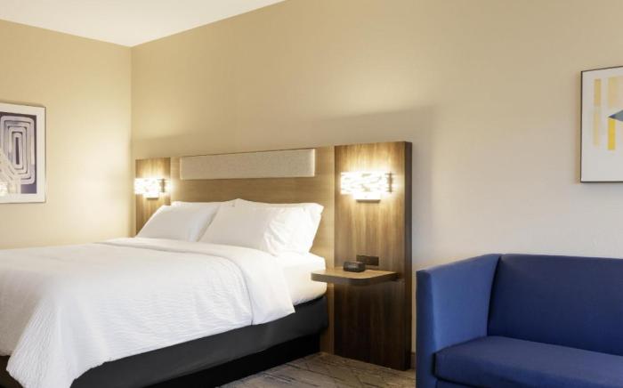 Holiday Inn Express And Suites Mazatlan By IHG