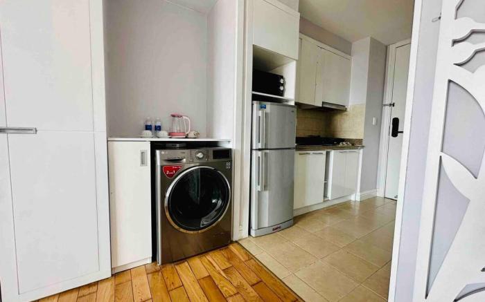 2Q Studio White-Apt RooftopPool&Spa-HCMC-Hochiminh