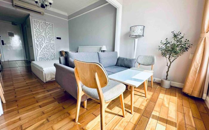 2Q Studio White-Apt RooftopPool&Spa-HCMC-Hochiminh