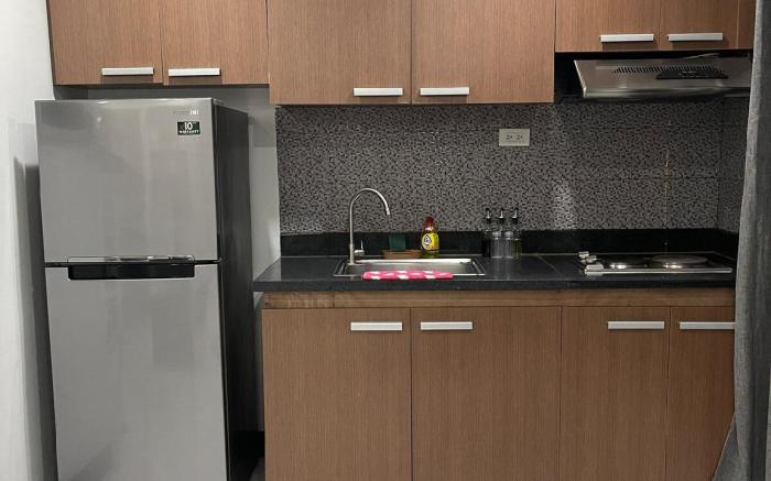 2BR Staycation with Balcony in Camella Northpoint