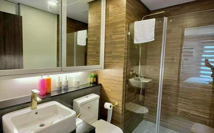 Manila Bay Suite near PICC Roxas Blvd.
