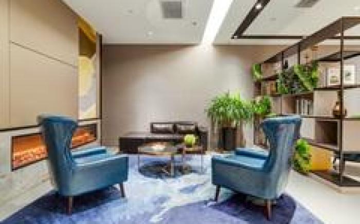 Home Inn Style Golden Xi'an North Station 10th Fengcheng Road Metro Station