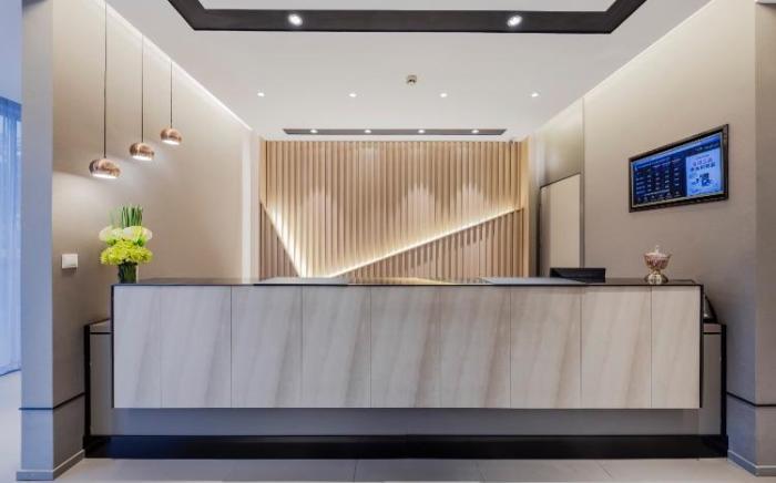 Home Inn Style Golden Nanjing Jiangpu Longhua Road Metro Station