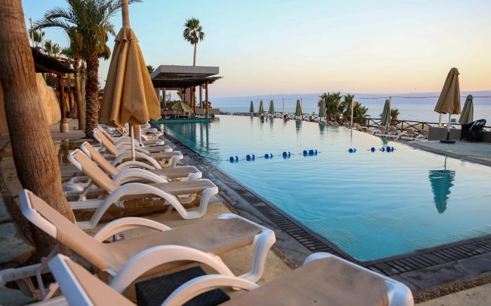 O Beach Hotel & Resort