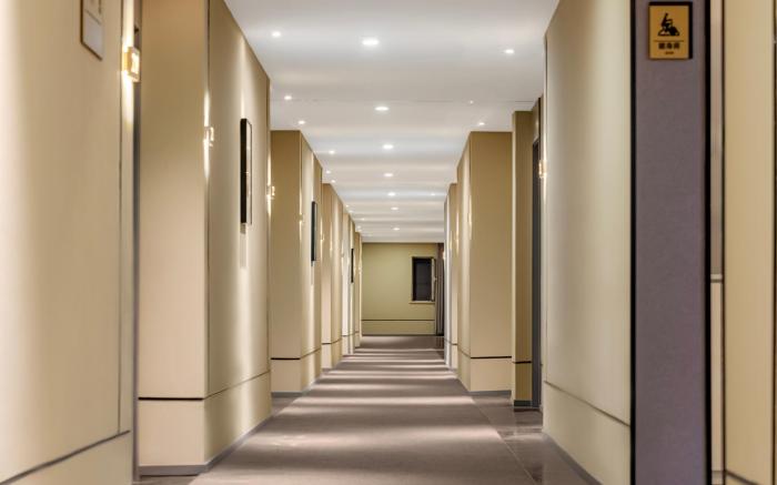 Home Inn Selected Qingdao Jimo High-speed Railway Station Small Commodity City