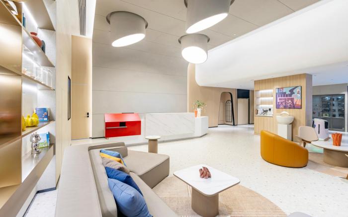 Home Inn Qingdao Heilongjiang North Road Chengzhongcheng Fenggang Road Metro Station