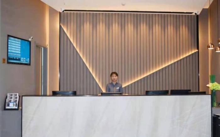 Home Inn Selected Qingdao May Fourth Square Xianggang Middle Road Aofan