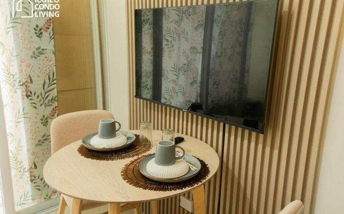 1-Bedroom Condo with Balcony - Iloilo Condo Living
