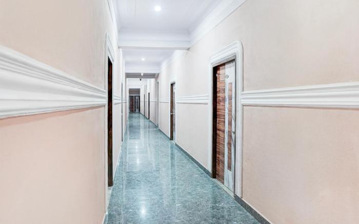 Collection O Shandilya Grand Residency
