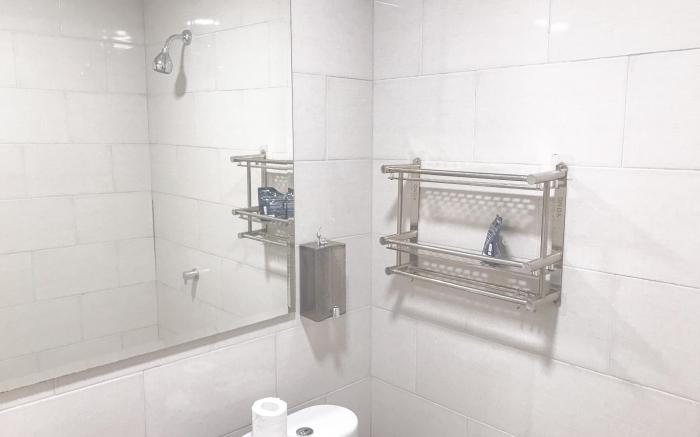 Best 3BR at Anderson Supermall Mansion By Travelio