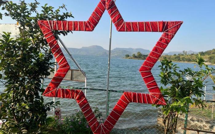 Vijay Pawna Lake view 