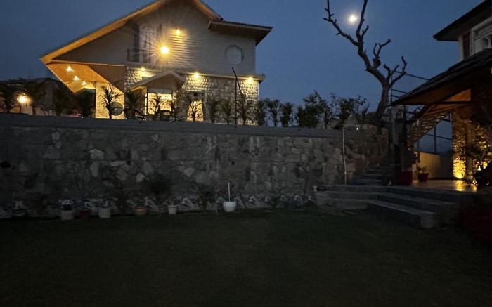Offgrid Villas