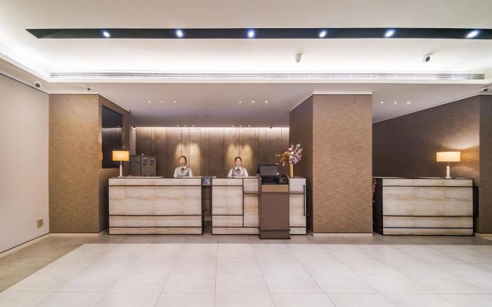 Home Inn Plus Xi'an South Second Ring Daduhui Fengqing Park Metro Station