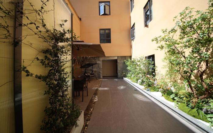 Home Inn Plus Chengdu Wenshufang