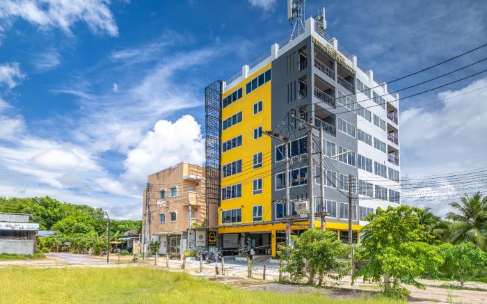 Phuket Five Fortune Holiday Hotel 