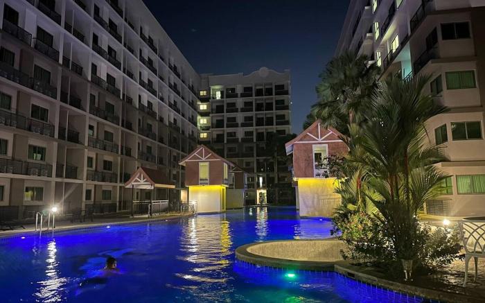 Arcadia Continental Beach Escape