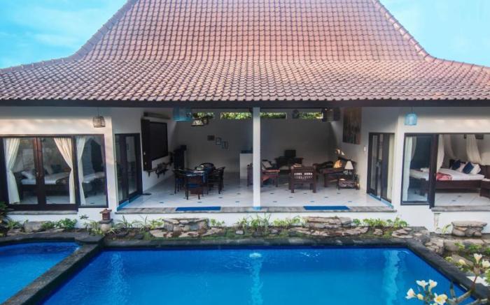 Private Villa with Pool Ambary House