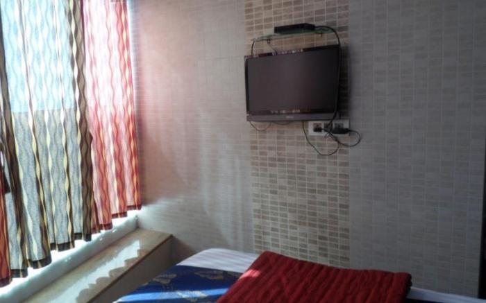 Hotel Paris Residency