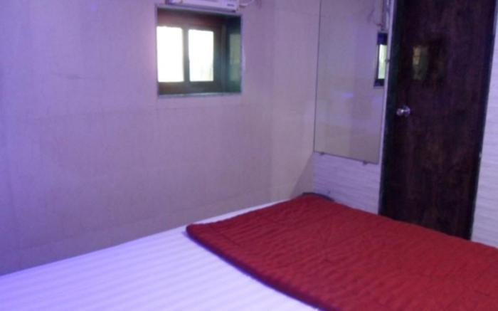 Hotel Paris Residency