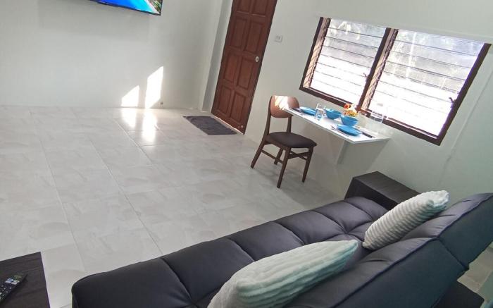 Modern Ao Nang Suite | King Bed + Lounge + Kitchen