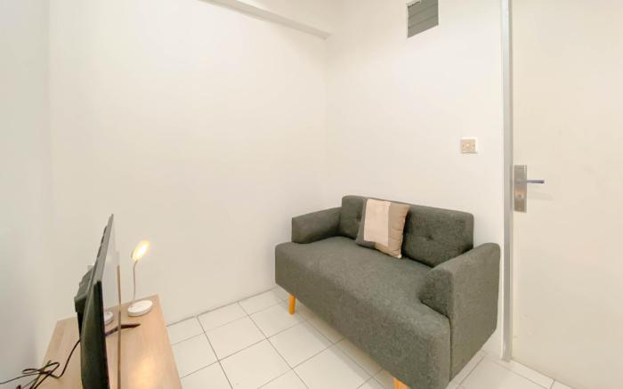 New Furnished Comfy 2BR Menteng Square By Travelio