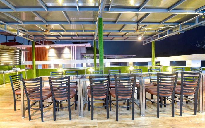 FabHotel Hari Residency
