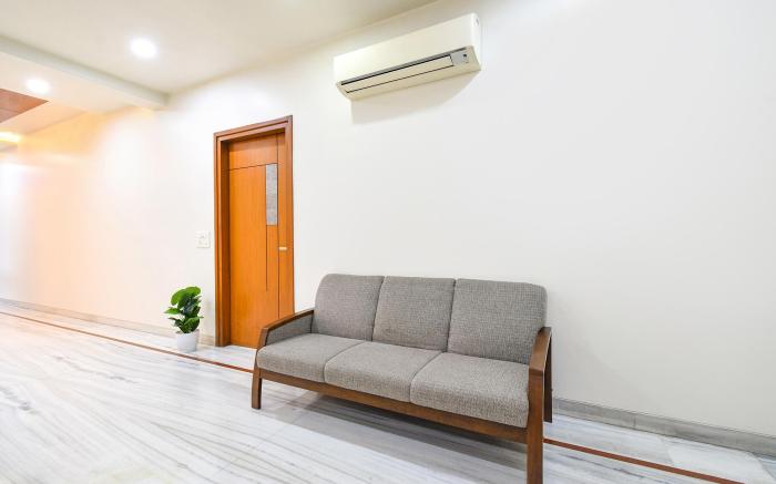 FabHotel De Alphabet II - Nr Ameerpet Metro Station