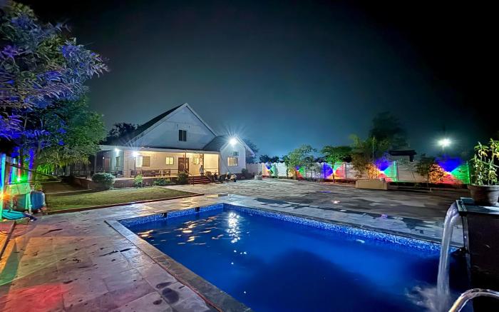 Om Sai Farmhouse