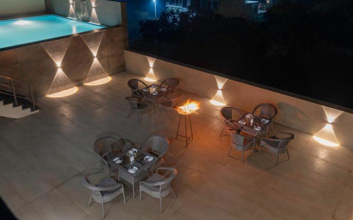 Clarks Inn Suites, Agra