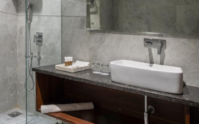 Clarks Inn Suites, Agra