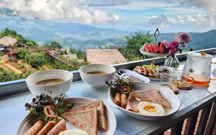 Dao Bon Din Camping