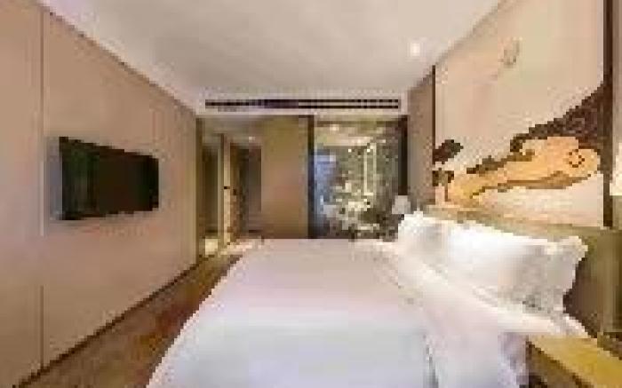 WASSIM Hotel Shanghai Tourism Resort Chuansha Metro Station