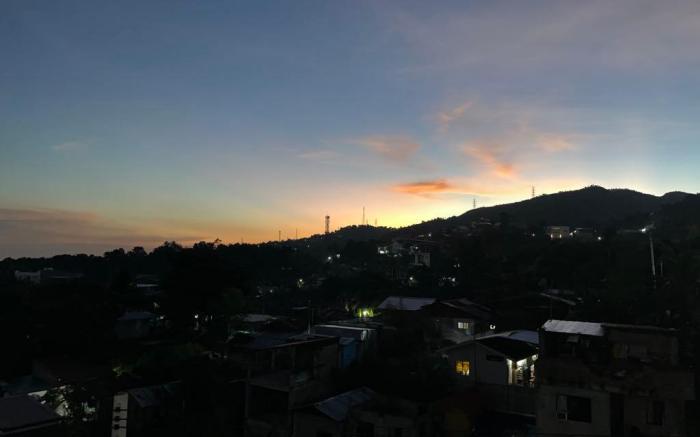 Cebu's Best: Condo w/ Night View
