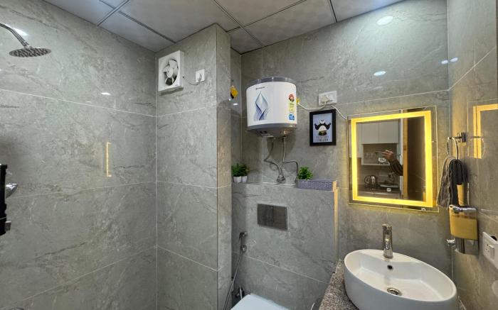 Bliss Paradise- Nearest to Expo Mart - Gr Noida