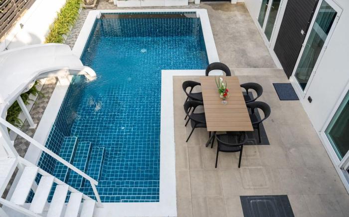LUXE Pool Villa Pattaya 3 Bedroom