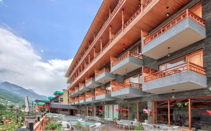Snow Flakes Resort And Spa Centrally Heated Luxury Resort 