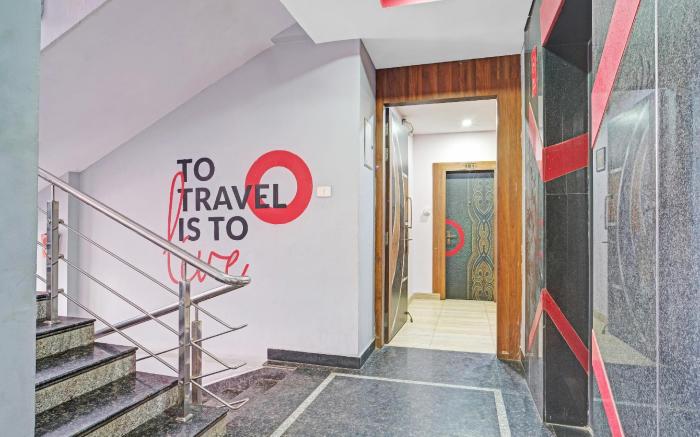 Super Townhouse Zoo Road Near Guwahati Central formerly IR Luxuria