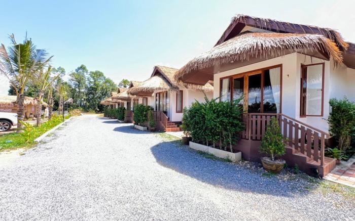 Baan Poo Boutique Resort and Spa