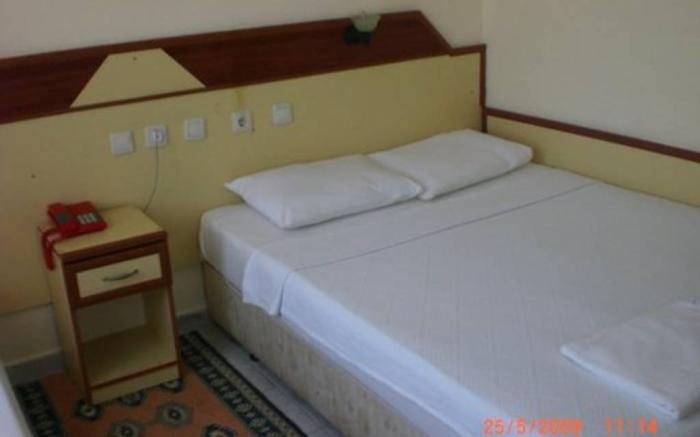 Hotel Red Rose