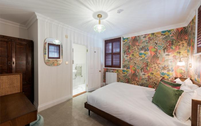 The Clarence Boutique Rooms