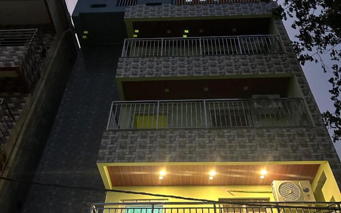 Livotel Premium Hotel Near Kiit University