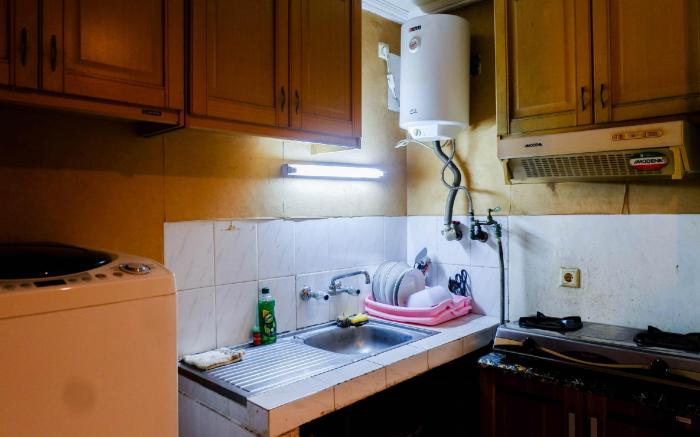 Spacious 1BR Apt at Taman Beverly By Travelio