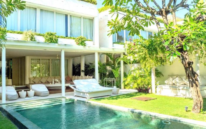 Luxury Modern 5 BR Private Pool Villa #A26