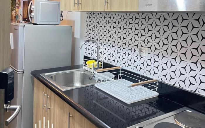 Duxe Suite8 Condo near MOA & NAIA Airport