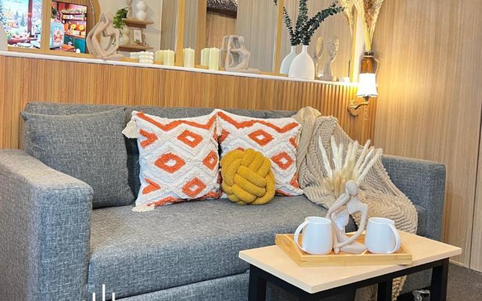 Duxe Suite8 Condo near MOA & NAIA Airport