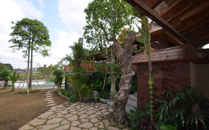 Taulan Villa and Restaurant