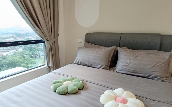 OFFER 30%  MONTHLY || Kepong Muji 3pax Suite