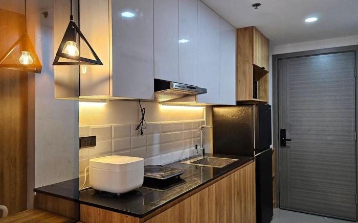 C'scape Suite @ Bernwood Towers