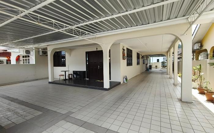 VI Homestay Pelita