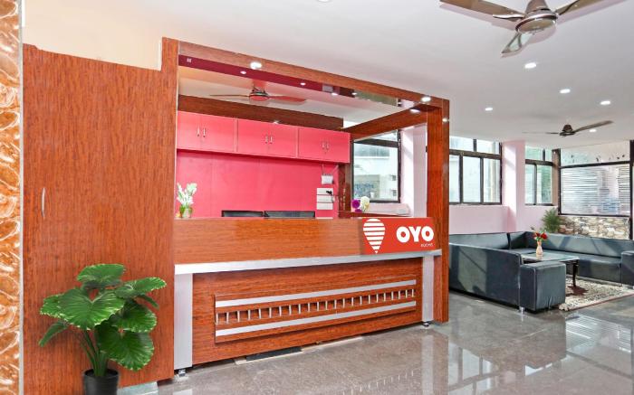 Super Collection O Aryan hotel